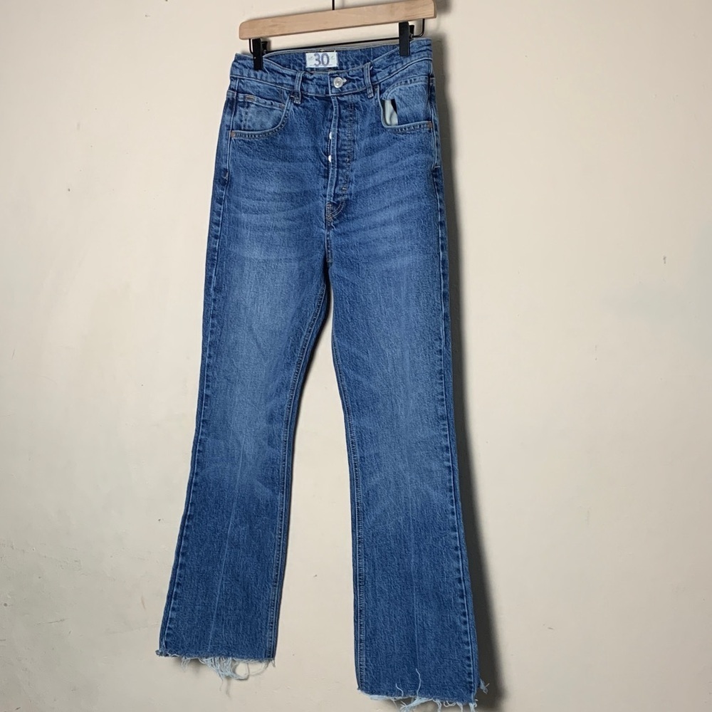 Free People We The Free French Girl Flare Jeans Raw Hem Size 30
